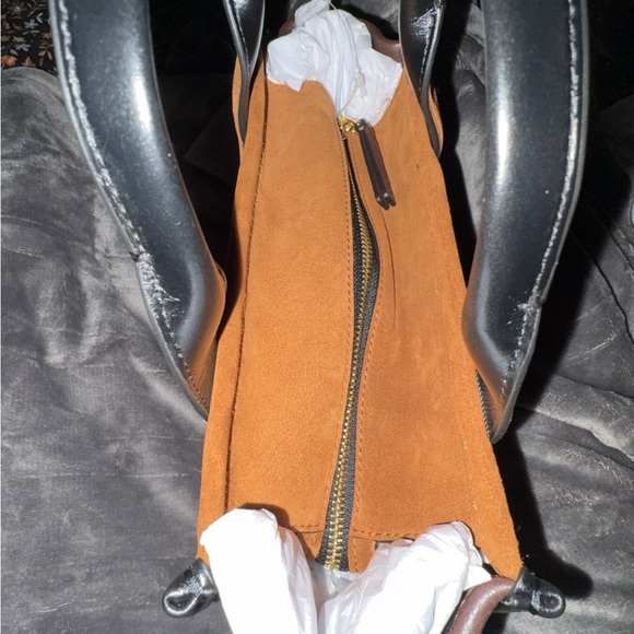 Marc Jacobs Tan Tote Bag - Picture 2 of 5